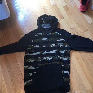 Nike camo hoodie